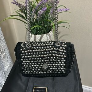 Kurt Geiger London 
Medium Kensington Shoulder Bag
Kurt Geiger London